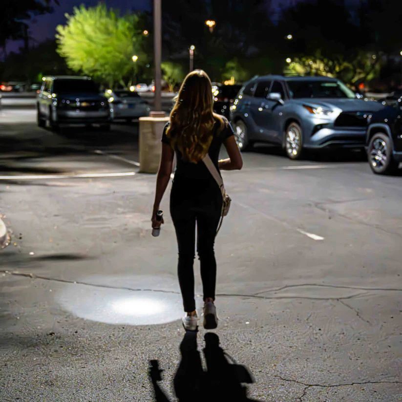 TASER StrikeLight 2 Kit - Image 4
