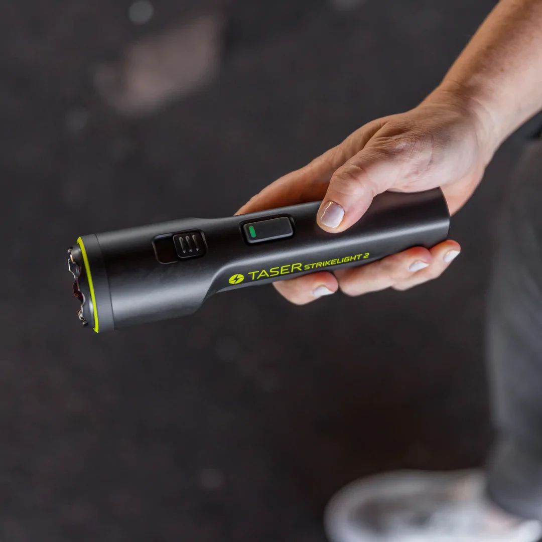 TASER StrikeLight 2 Kit - Image 3